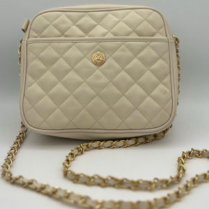 Medallion White Cross Body Bag
